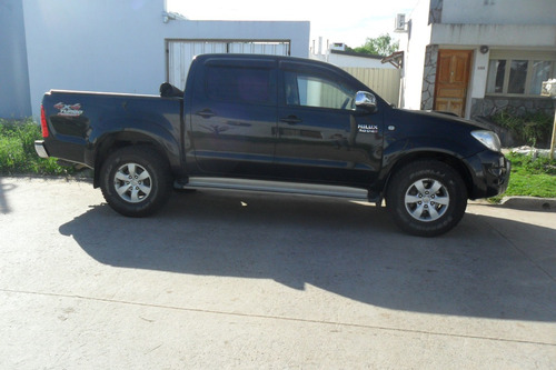 Toyota Hilux 3.0 Cd Srv I 171cv 4x4