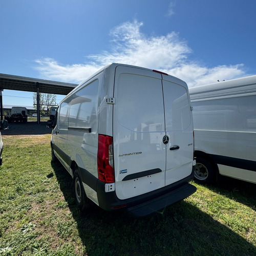 Mercedes-Benz Sprinter 311 Cdi Street Furgón 3250 Tn V2