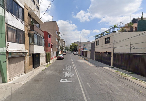 Remato Casa En Playa Regatas, Col. Militar Marte, Iztacalco, Cdmx.