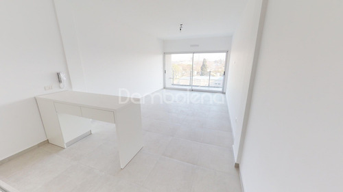 Imagen 4 de 11 de Departamento En Venta Ubicado En Moreno, Moreno