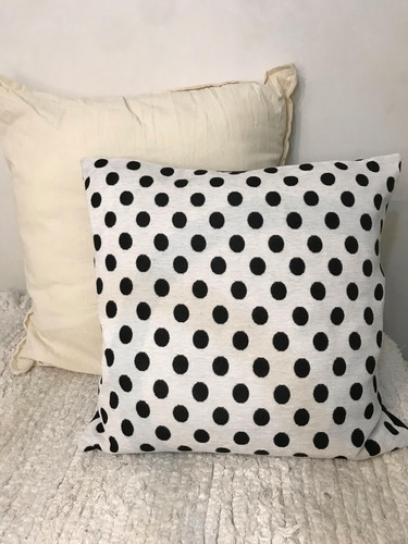Almohadon Lunares 45cm Completo C/relleno Vellon Siliconado Blanco Geométrico