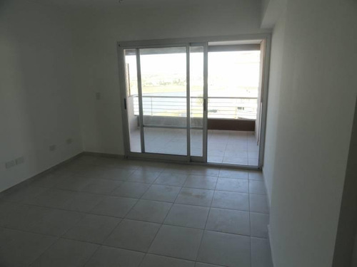 Imagen 3 de 6 de Venta 2 Amb Increible Vista Al Alago