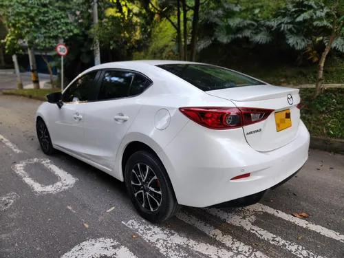 Mazda 3 2.0 Touring At