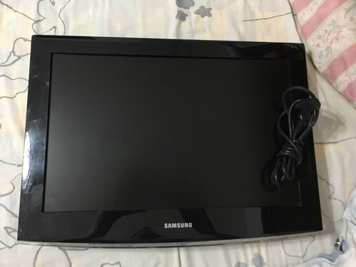Imagen 2 de 2 de Tv Lcd 26'' Para Reparar Sin Control (extraviado}
