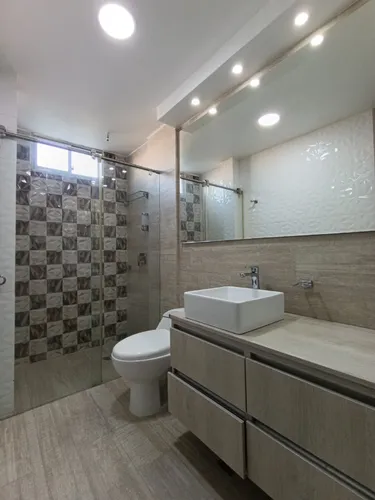 Casa En Venta En Niza. Cod V30253