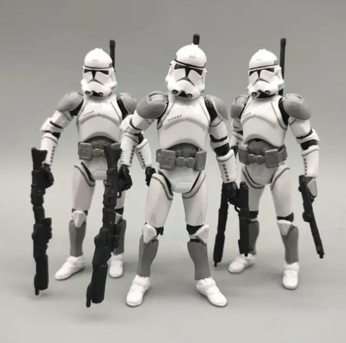 3 Bonecos Star Wars 3.75 Clone Trooper 41st Action Figure. (Usado)