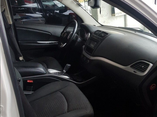 Imagem 5 de 12 de Fiat Freemont 2.4 Emotion 16v Gasolina 4p Automático