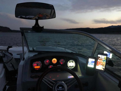 Imagen 10 de 15 de Lancha Campanili Mercruiser 250 Hp Wakeboard