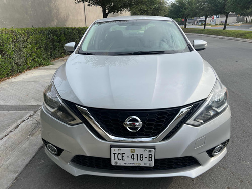 Nissan Sentra 1.8 Advance Cvt