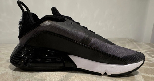 Zapatillas Nike Air Max 2090. Impecables!!!! Importadas! (Usado)