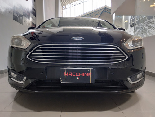 Ford Focus III 2.0 Sedan Titanium Mt