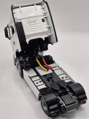 Camión Iveco S-way Wsi Models - Escala 1:50