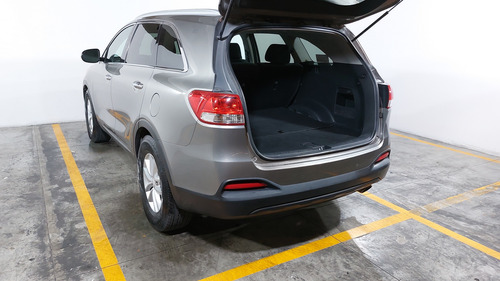 Kia Sorento 2.4 Lx At