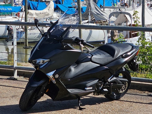 Yamaha Tmax