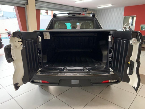 Imagem 14 de 15 de Fiat Toro 1.3 Endurance Turbo Flex 4p Aut. 2021/2022 Branco