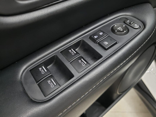 Imagem 8 de 15 de Honda Hr-v Lx 1.8 Flexone 16v 5p Aut. Flex Automático