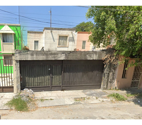 Venta De Casa En Praderas De Guadalupe, Guadalupe, Nuevo Leon, Casa En Recuperacion Mbdelr