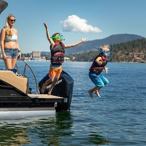 Barletta Pontoons Party Boats 2025's Armalo A Tu Gusto !