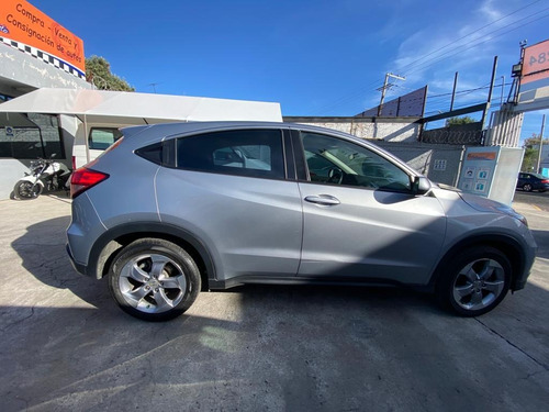 Imagen 5 de 11 de Honda Hr-v 2018 1.8 Uniq Mt