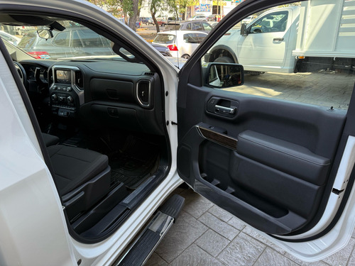 GMC Sierra 5.4 Cabina Regular Sle 4x4 At