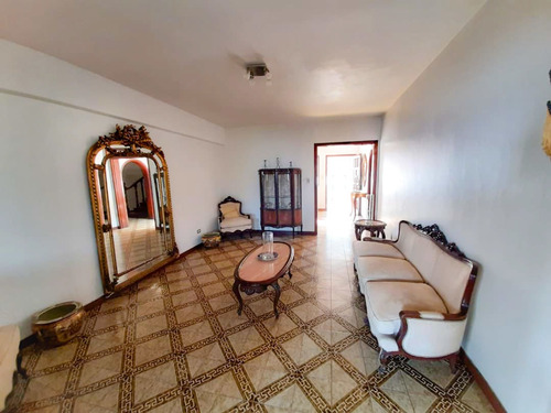 Imagen 4 de 19 de Casa Con Hermosa Vista, Para Remodelar En Los Naranjos - El Hatillo