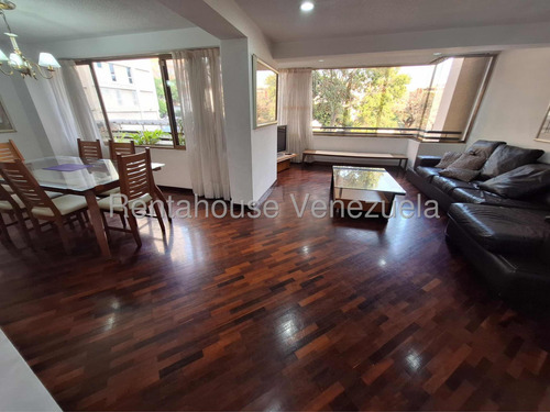 Amplio Apartamento En Alquiler Ubicado En Sta Eduvigis