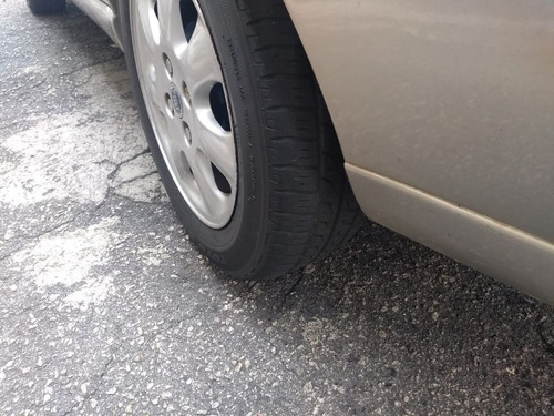Imagem 9 de 12 de Fiat Siena