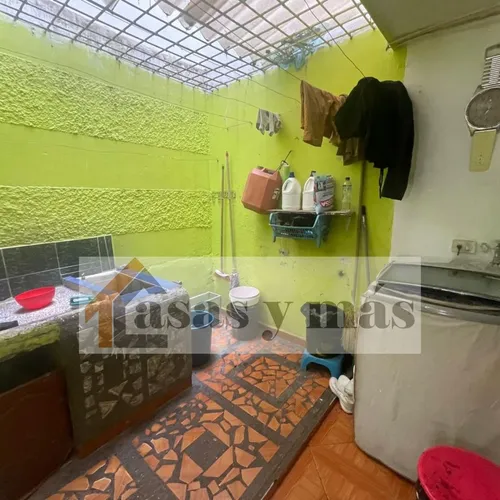 Vendo Casa Con Local Copacabana
