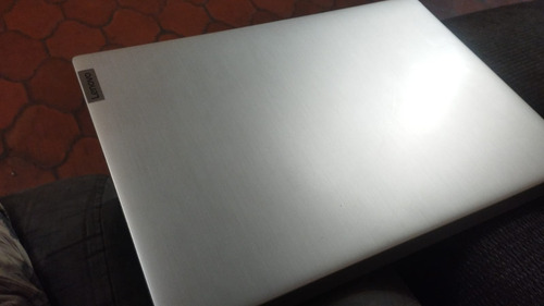 Laptop Lenovo 8gb Ram Core I3 - 10ma Generacion