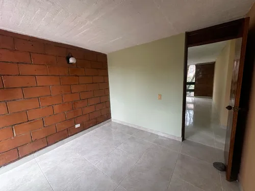 Apartamento En Arriendo Ubicado En Bello Sector Bucaros (26902).