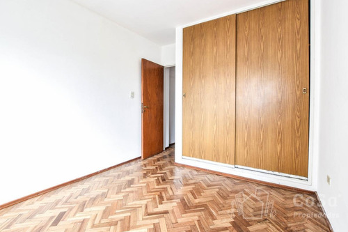 Venta Departamento 2 Dormitorios Con Cochera Retasado