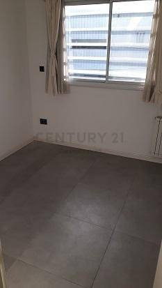 Imagen 20 de 24 de Venta Florida Duplex 7 Amb C/jardin Y Parrilla
