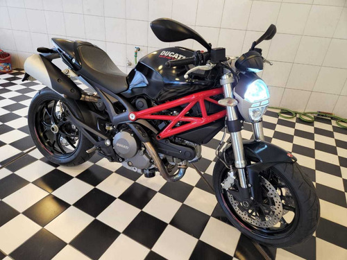 Imagen 9 de 10 de Ducati Monster 796 Abs