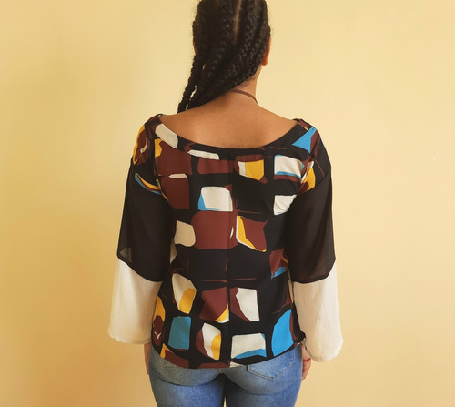 Imagem 4 de 4 de Blusa Bata Tecido Maia