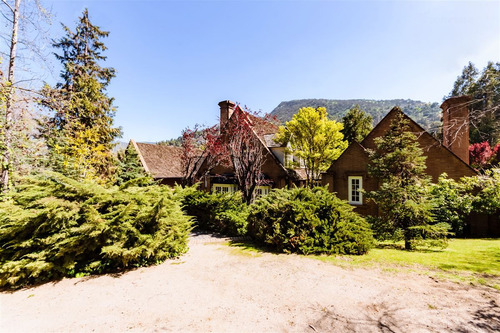 Exclusiva Casa En Lo Curro Con Precioso Jardín