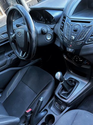 Ford Fiesta Kinetic 1.6 Se Plus 120cv