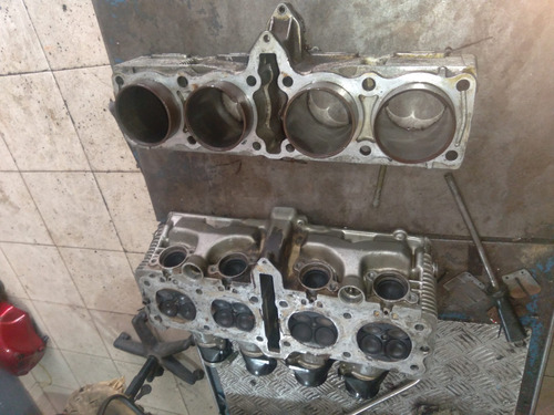 Imagem 5 de 6 de Suzuki Gsx 750