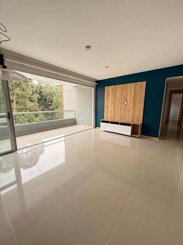 Venta Hermoso Apartamento Loma Las Brujas Muga,
