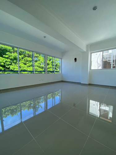 Imagen 4 de 6 de Penthouse Sector Tropical Avenida Independencia