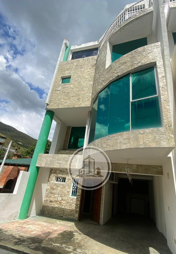 Townhouse En Venta Urb Terrazas De El Castaño 001jsc