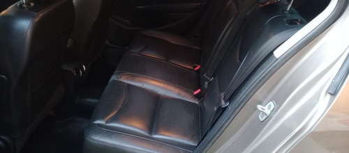 Peugeot 408 1.6 Allure Plus Nav Hdi 115cv
