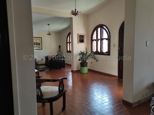 Imagen 7 de 11 de Casa En Venta En El Castaño (zona Privada) Maracay Aragua 22-24417 Irrr