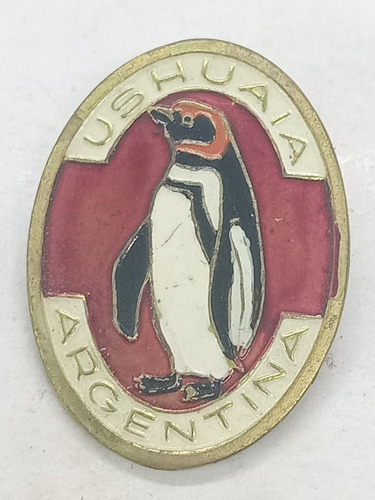 Pin Prendedor De Argentina , Ushuaia , Esmaltado , Pinguino