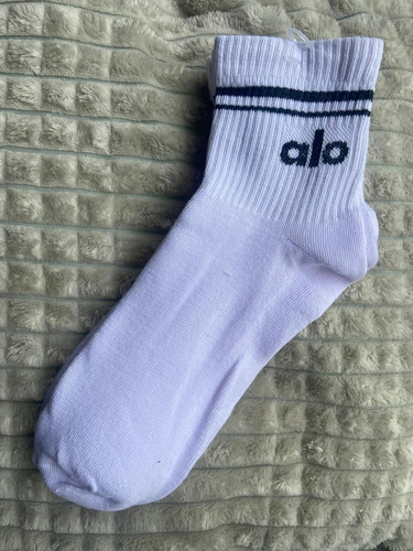 6 Calcetas Alo Yoga Tobilleras Varios Colores Unitalla Blanco Rosa Lila Y Azul Rayas Unitalla