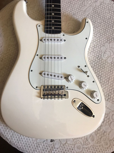 Fender Stratatocaster Mim White Blanco Diestro Palo Rosa Rosewood