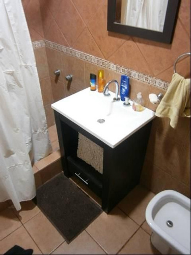 Venta - Casa Quinta Llamada La Deseada De 4 Ambientes
