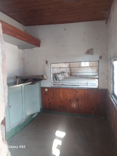Venta Casa, Salon Comercial Y Gran Terreno Coronda
