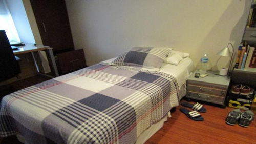 Imagen 11 de 28 de Venta Casa De Estilo Colonial Con Patio Y Parrilla