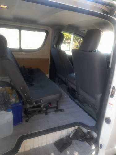 Toyota Hiace 2.8 Tdi Furgón 6at L1h1 3a 4p
