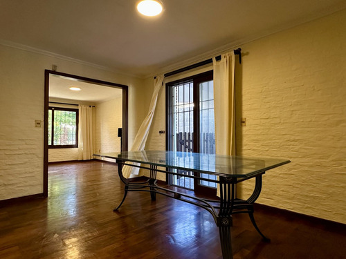 Casa En Venta De 3 Dormitorios En Barra De Carrasco (ref: Gmu-113)